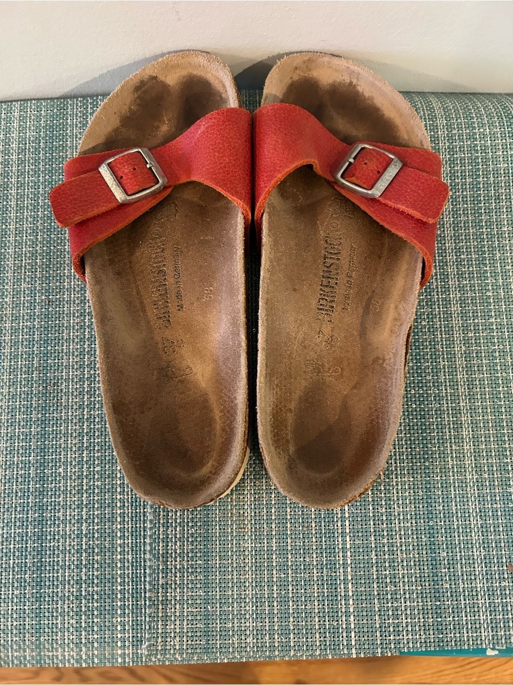 Birkenstock Red Textured One-Strap Suede Sandal - Size 37 - Picture 3 of 9